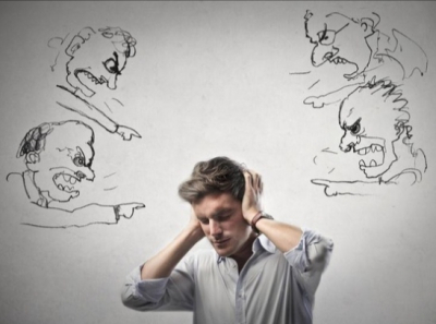 ГУМ и "Дымковская игрушка": Новогодний декор или коммерческая оболочка?